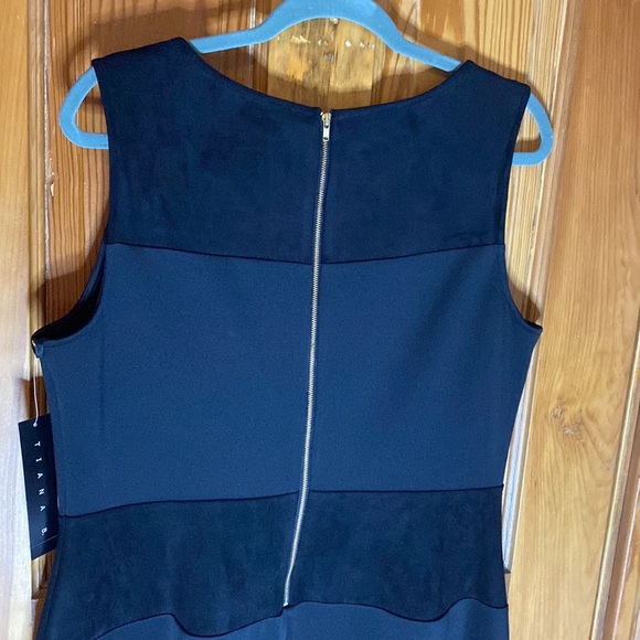 Tiana B Black Suede Striped dress Size 16 NWT - Picture 6 of 6